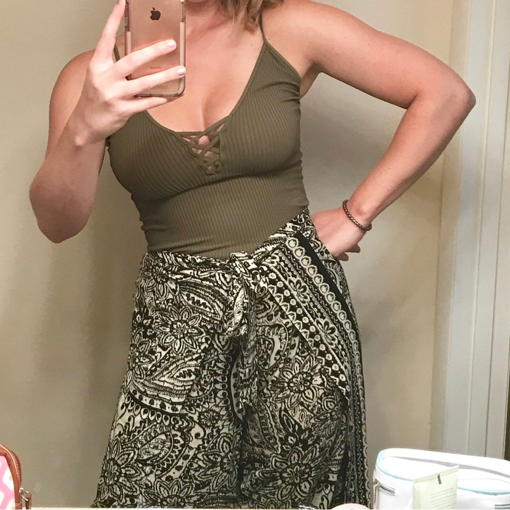 Open Leg Printed Pants